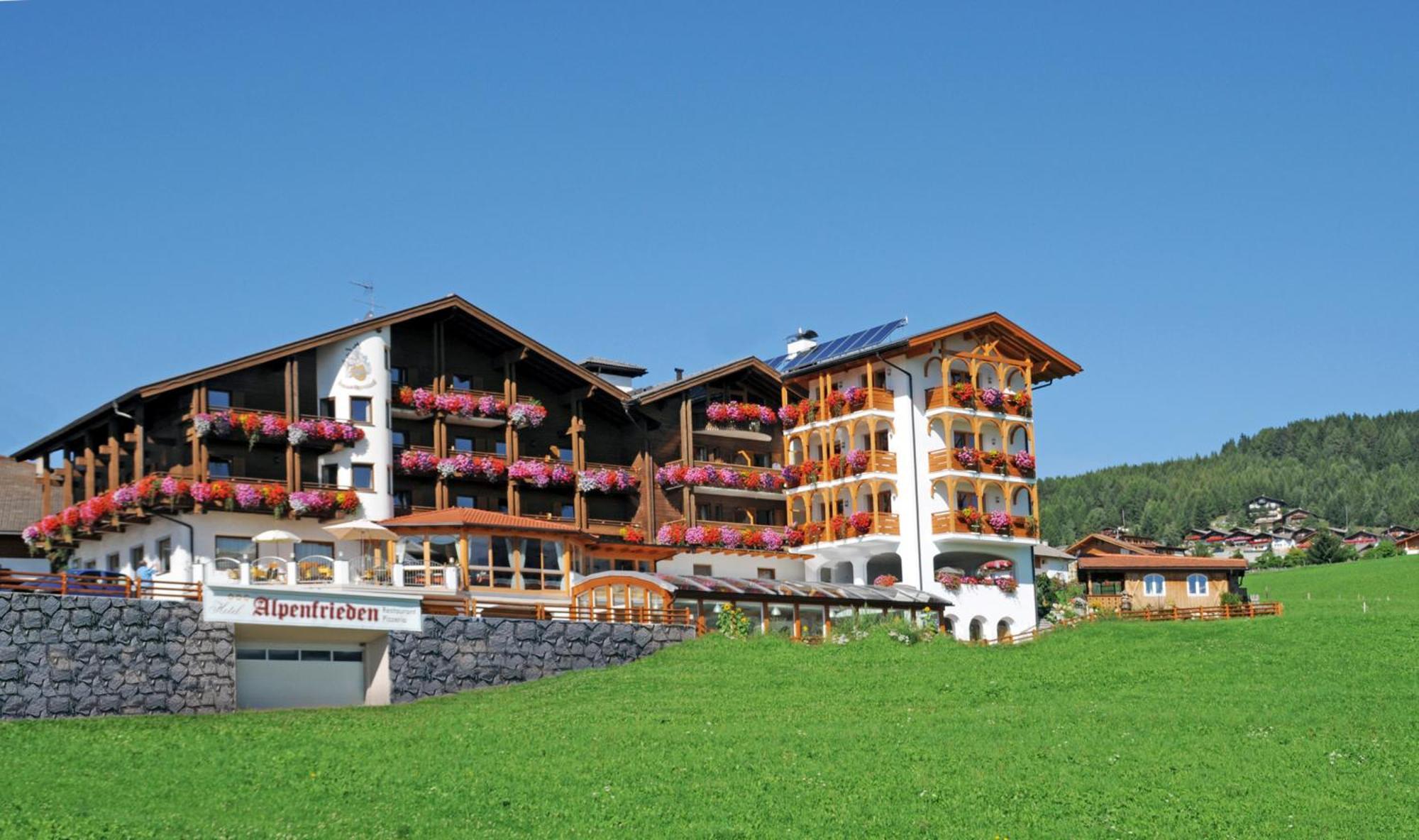 Hotel Alpenfrieden Maranza Exterior foto